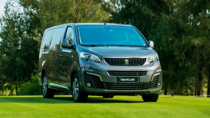 Peugeot Traveller - 01